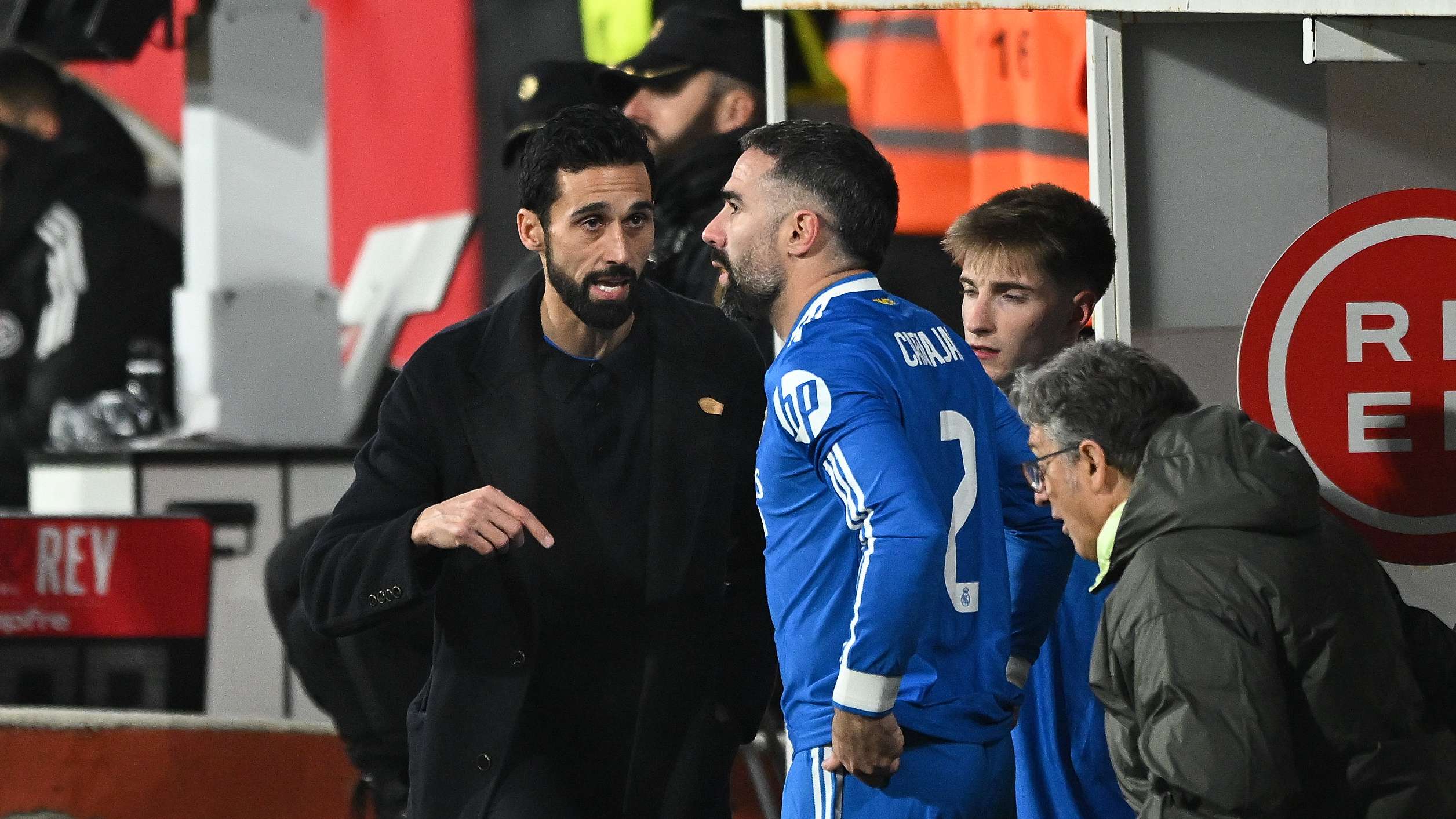 Arbeloa Praises Carvajal as "What Real Madrid Should Be"