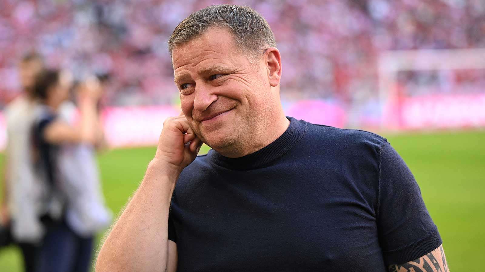 Davies at Bayern Munich: Sellable for "Extraordinary Offer"