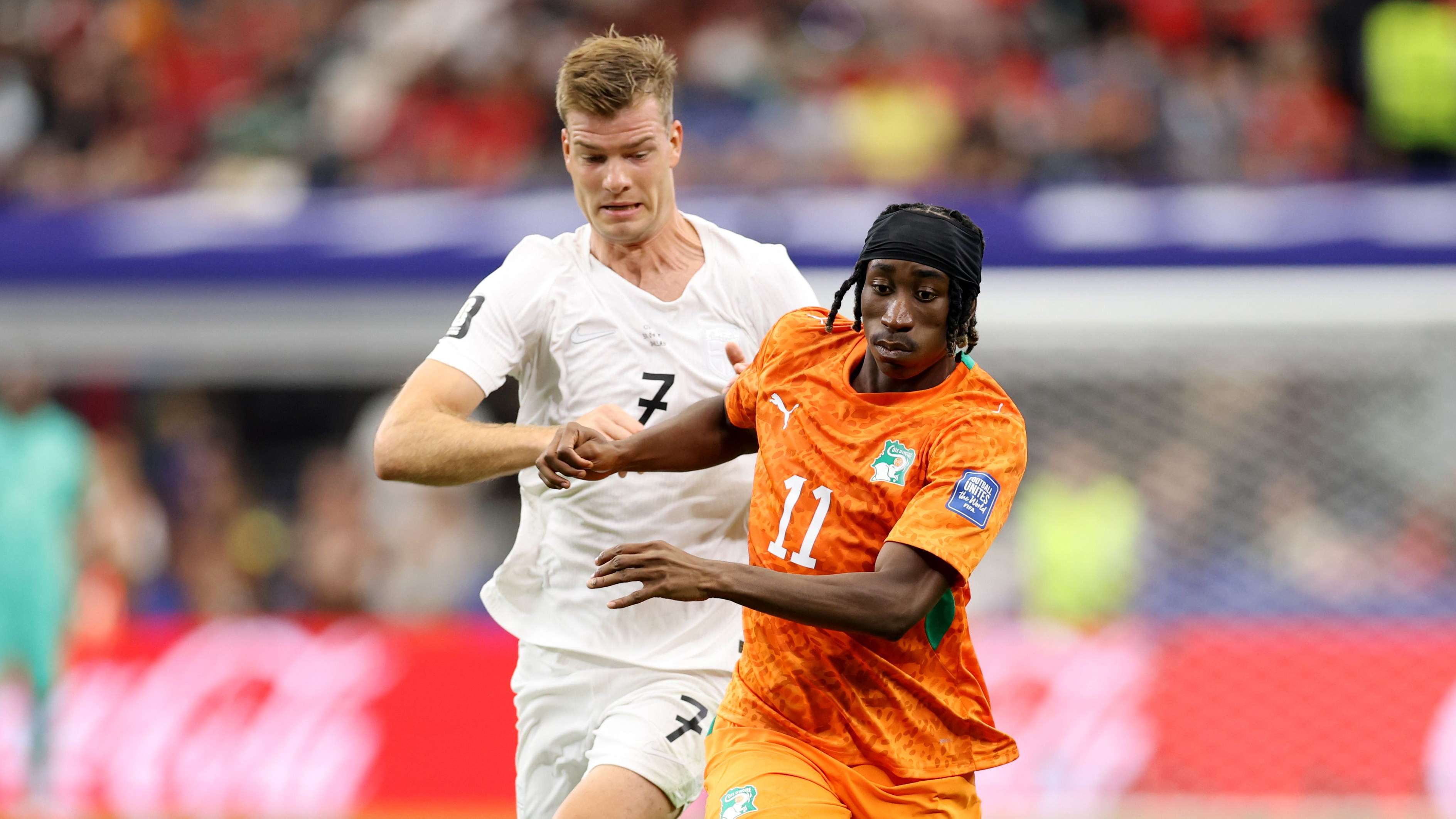 Diomande Transfer Race: Liverpool and Man City Join Real