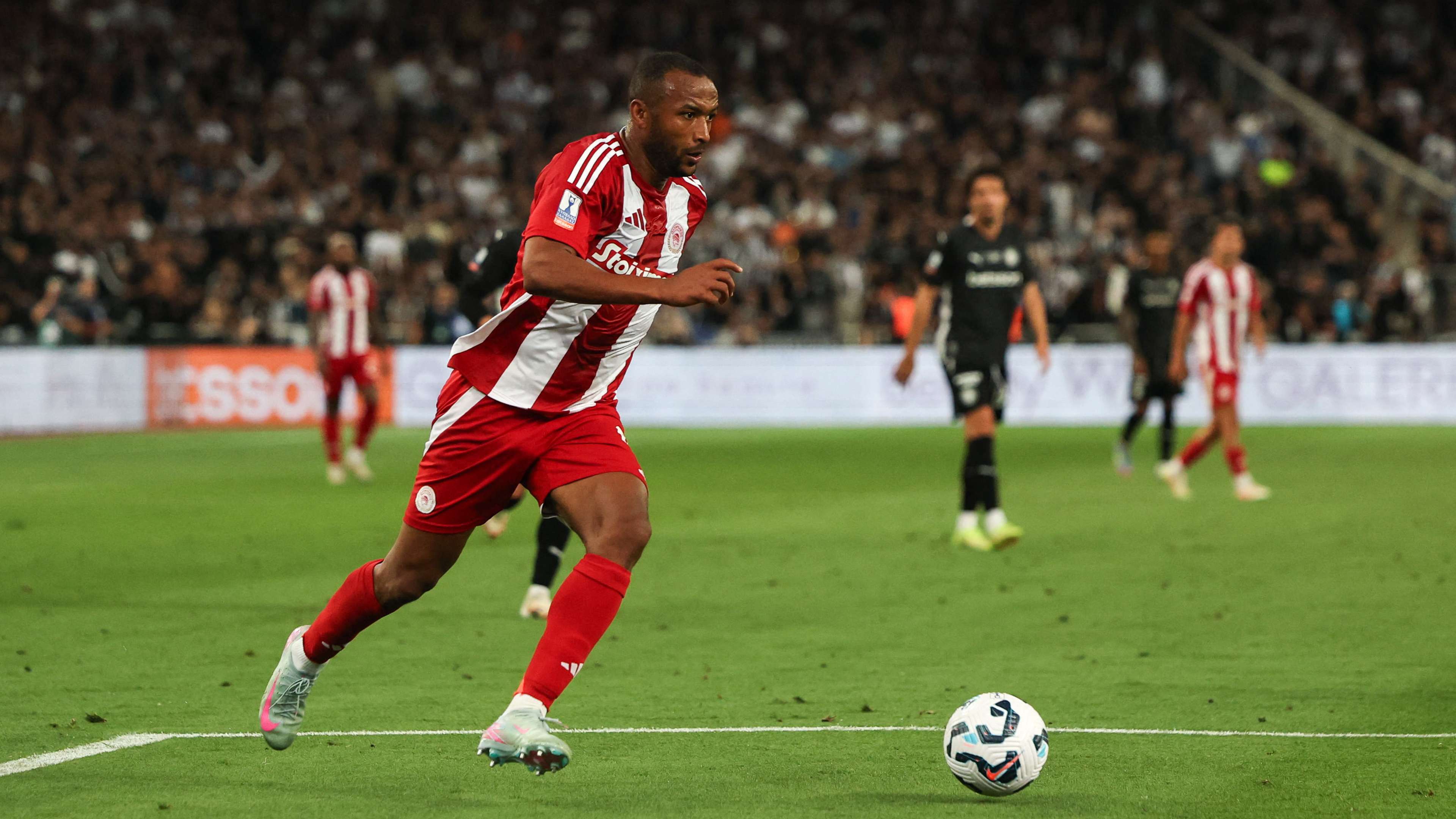 El Kaabi Undergoes Surgery After Serious Leg Fracture at