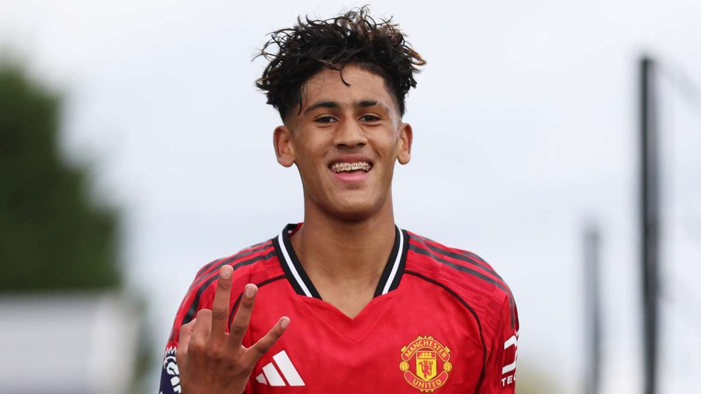 JJ Gabriel Ready for Man Utd Senior Step, Says Darren