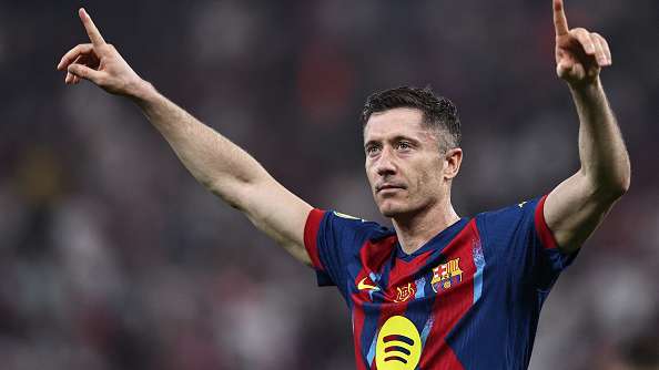 Lewandowski to Leave Barcelona: Messi and Ronaldo's Path