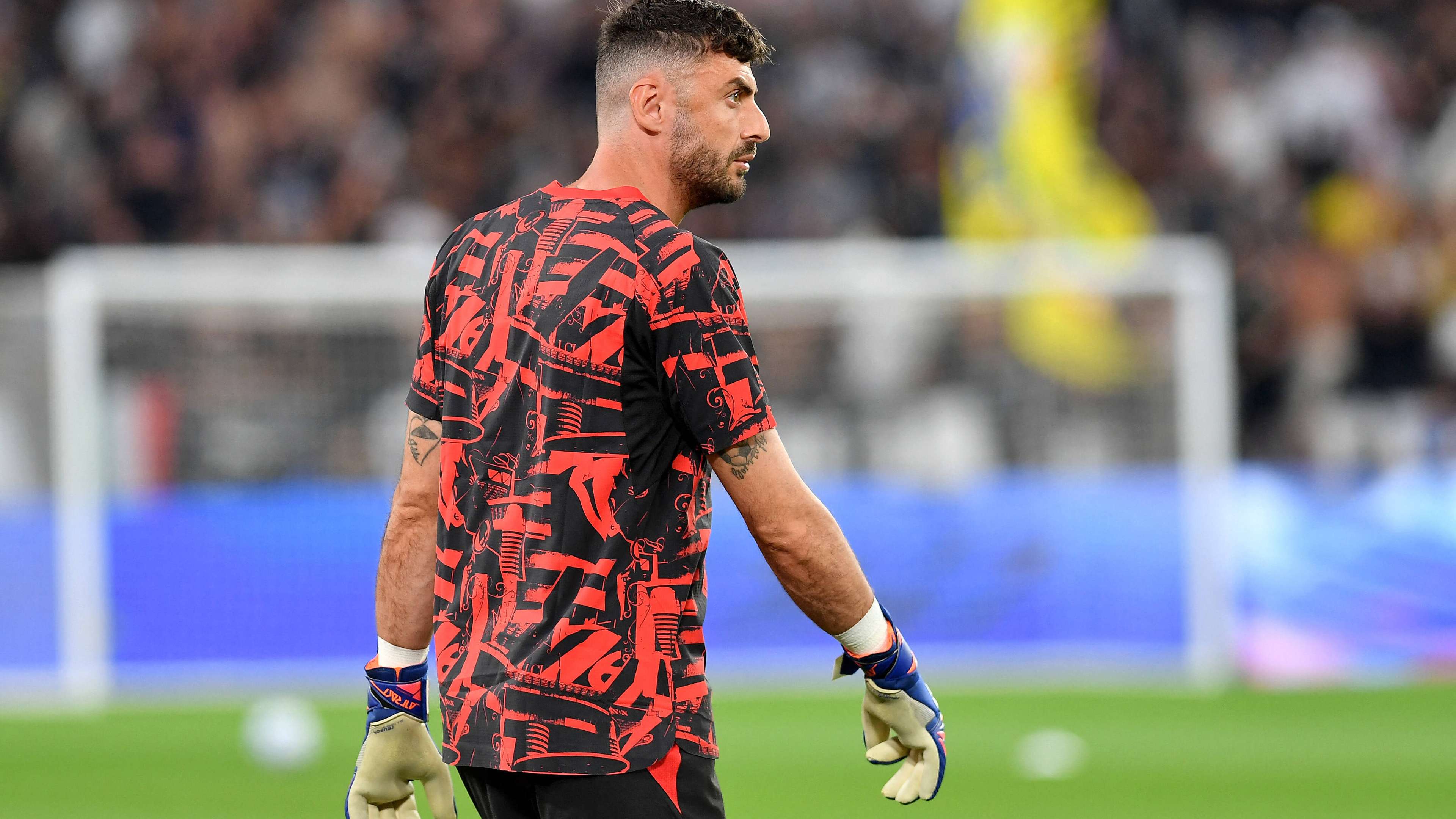 AC Milan vs Sassuolo: Amorim Deploys Bouyer as Third-Choice