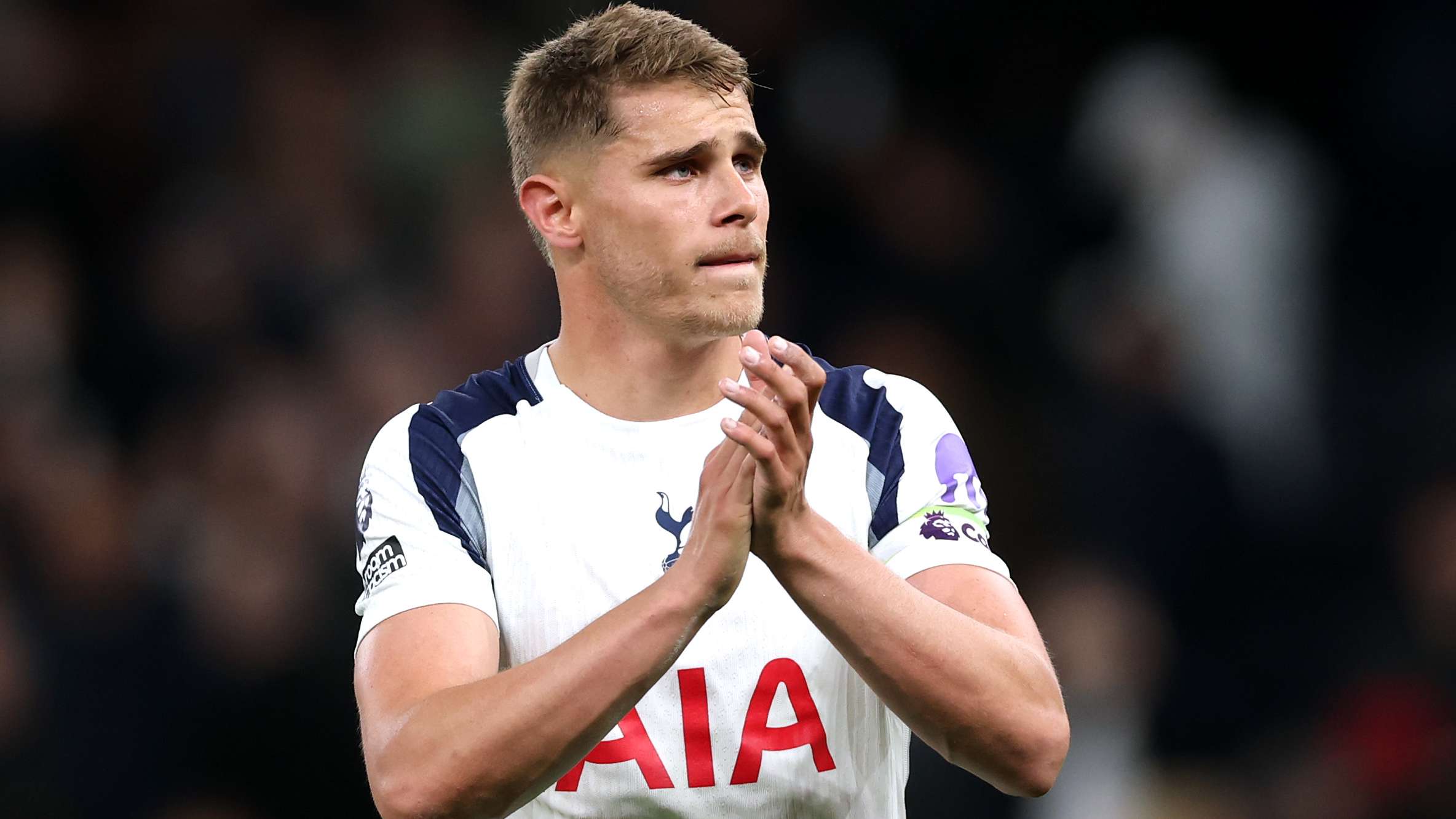 Van de Ven Blasts Tottenham's 'Embarrassing' Premier League