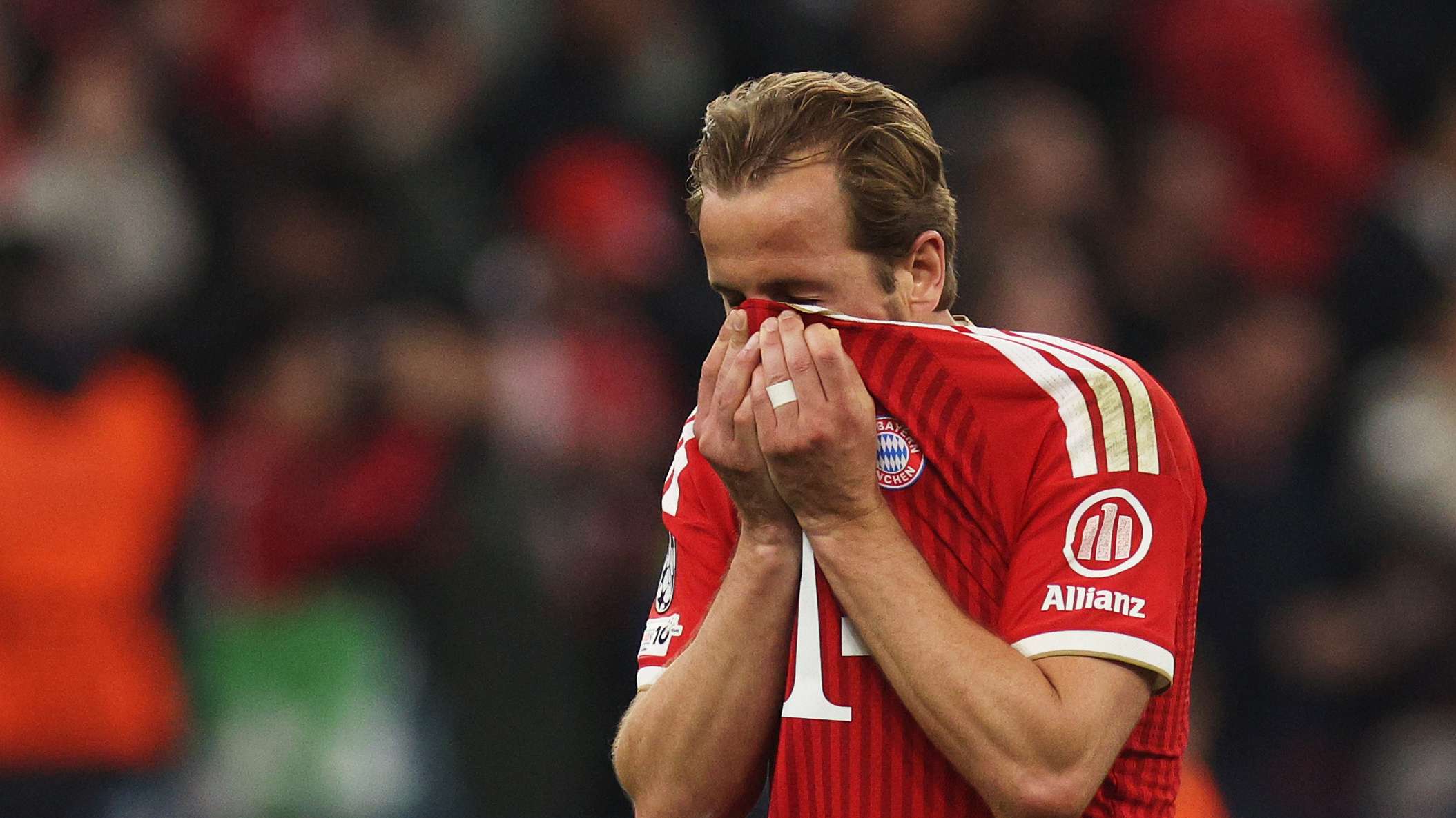 Harry Kane Committed to Bayern Munich Despite Champions