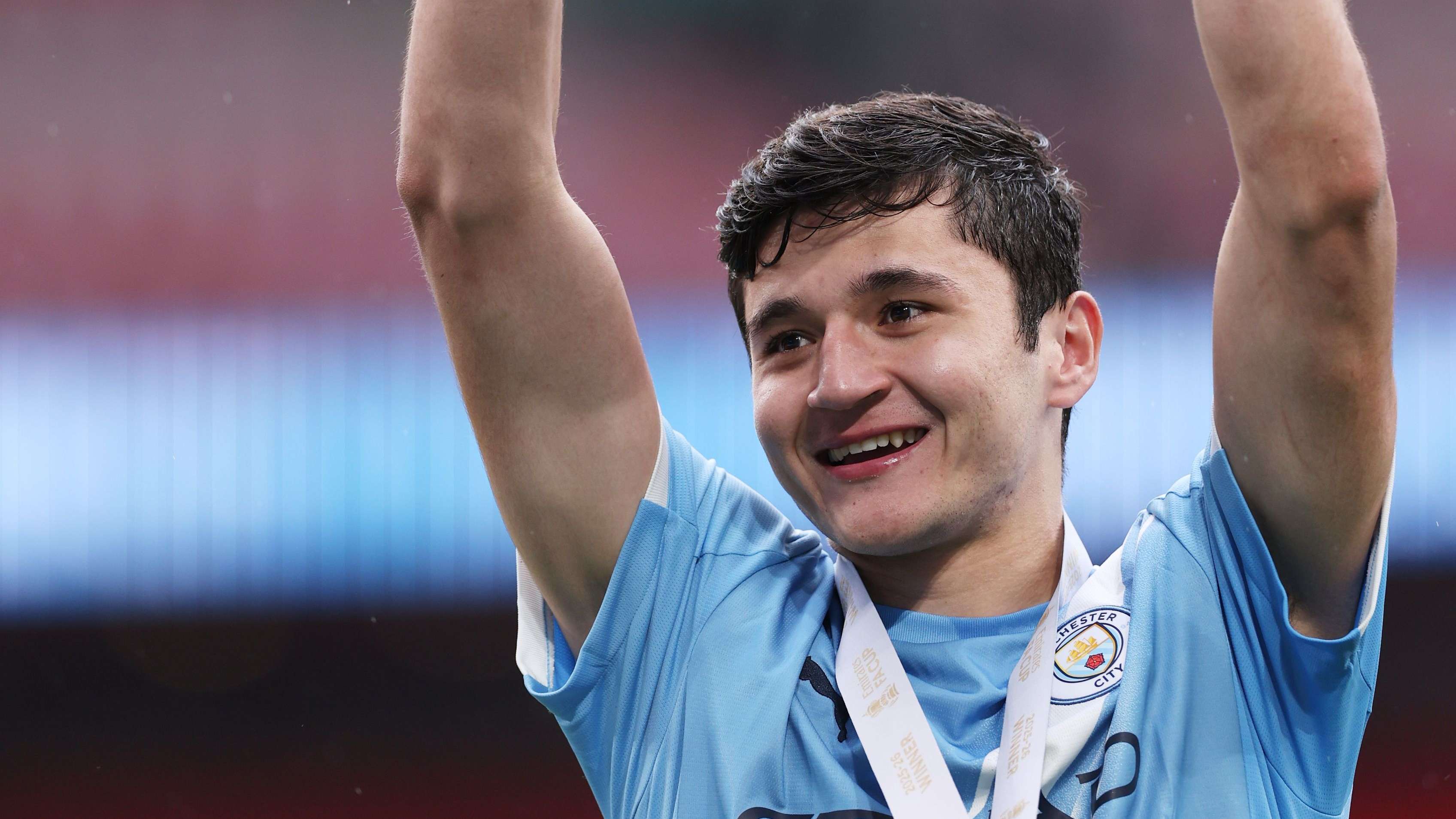 Khusanov Signs Six-Year Deal with Manchester City Until 2031