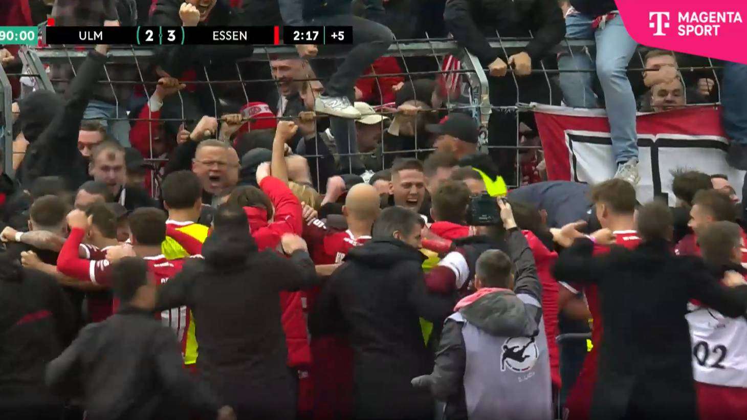 RWE Essen Secures Second Bundesliga Play-off Spot in