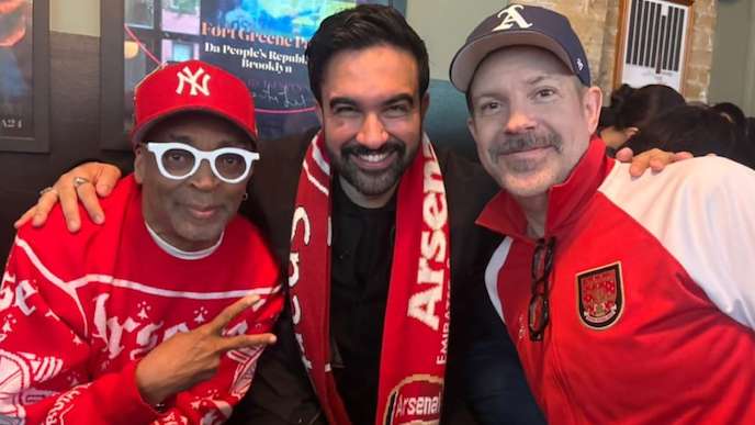 Arsenal Fans Celebrate First Premier League Title Since 2004